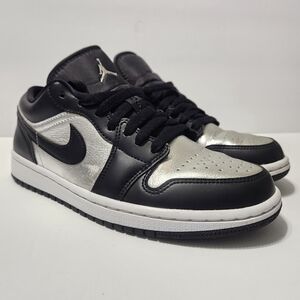 Air Jordan 1 Low SE Silver Toe Black Silver Womens Size 7 DA5551-001